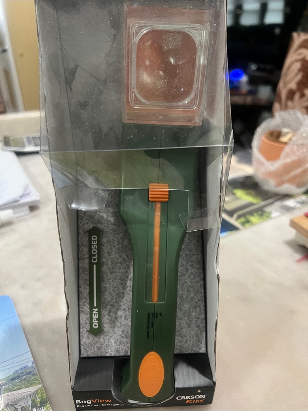 Bug Catcher with 5x Magnifier - Green/Orange